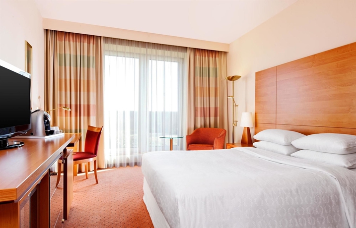 Hotel Sheraton Düsseldorf Airport