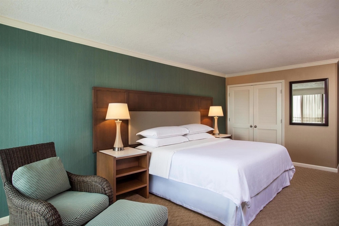 Hotel Sheraton Sand Key Resort