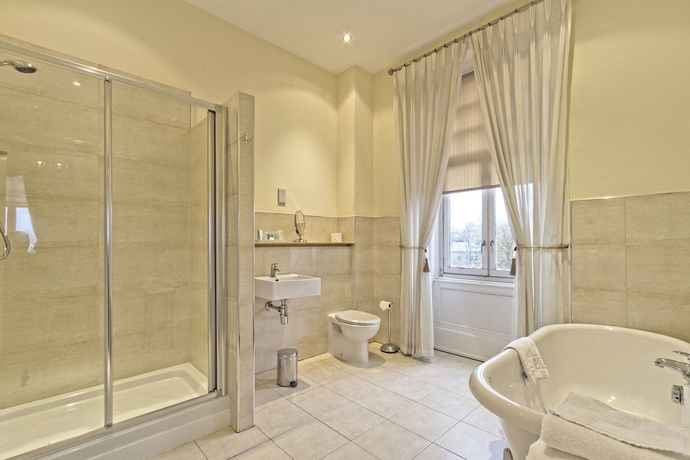 Hotel Sherbrooke Castle 