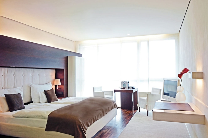 Hotel Side Design 