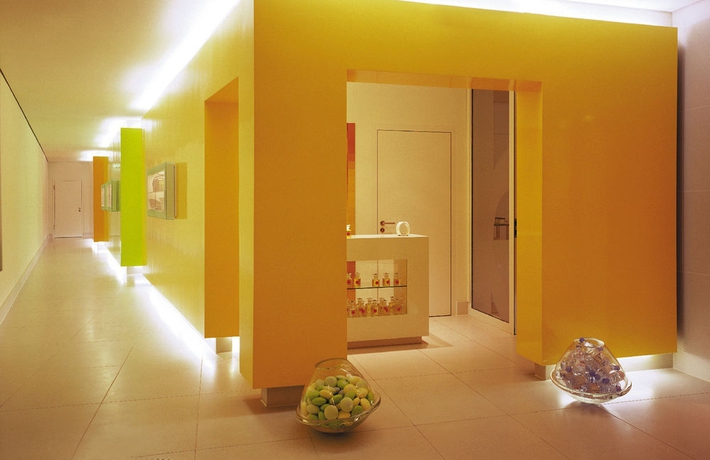 Hotel Side Design 