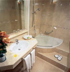 Hotel Silken Puerta Castilla (anexo)
