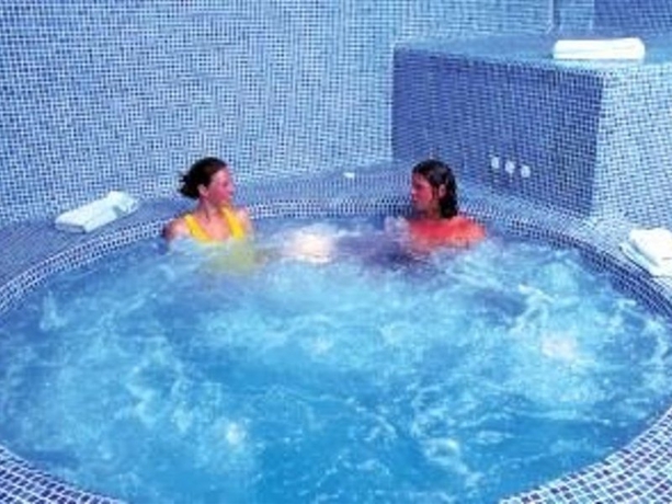 Hotel Sirenis Club Aura