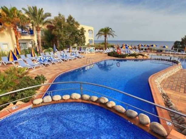 Hotel Sirenis Club Aura