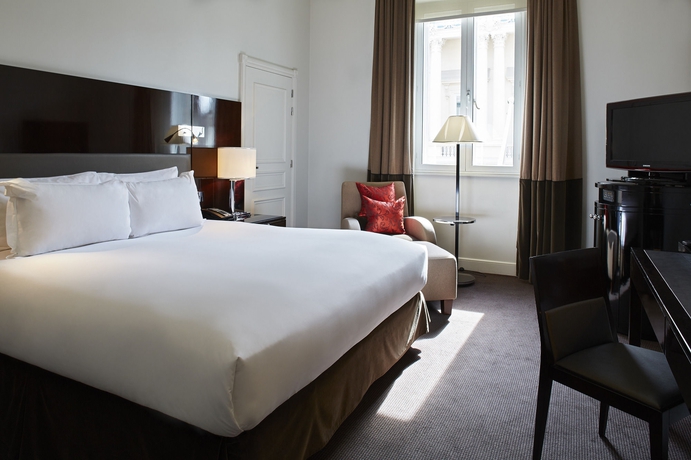 Hotel Sofitel St James London