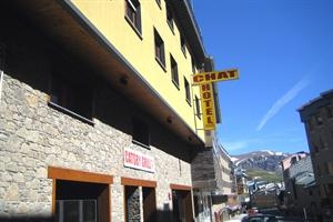 Hotel Somriu Chat