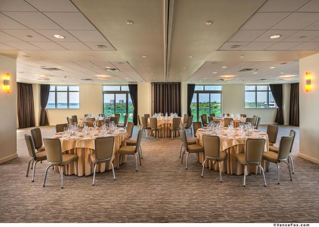 Hotel Sonesta Bayfront Hotel Coconut Grove
