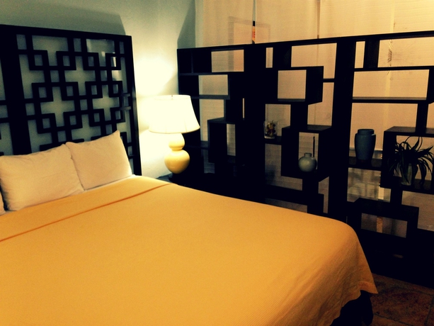 Hotel South Beach Plaza