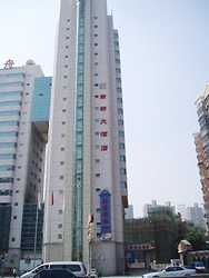 Hotel South