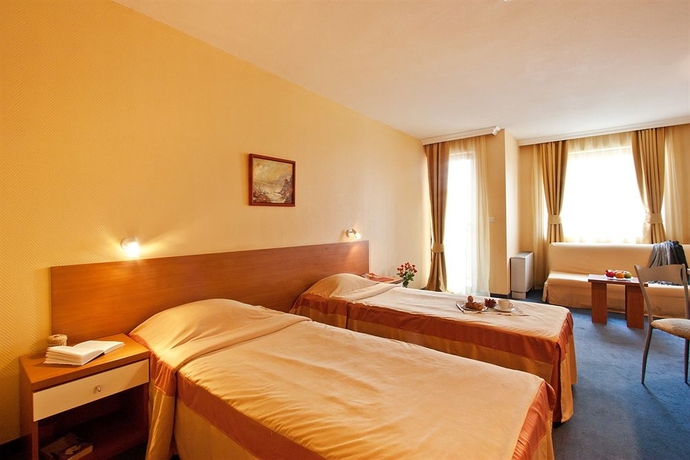 Hotel St. George Pom