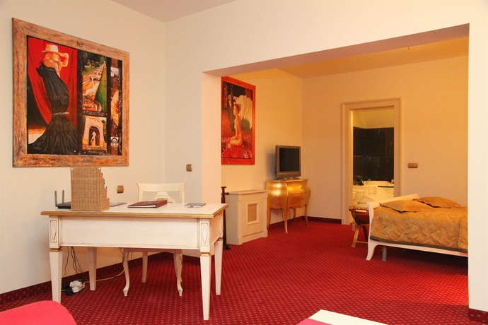 Hotel St George Residence