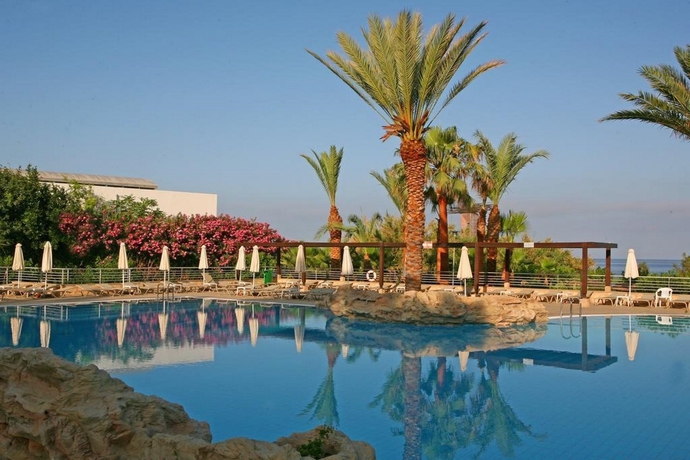 Hotel St George Spa & Golf Beach Resort