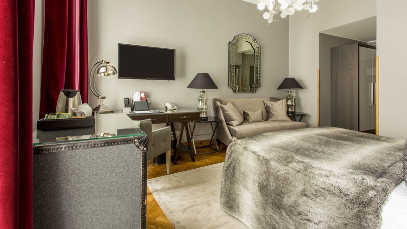 Hotel St Petersbourg