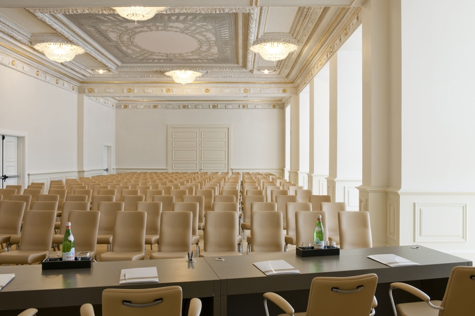 Hotel Starhotels Savoia Excelsior