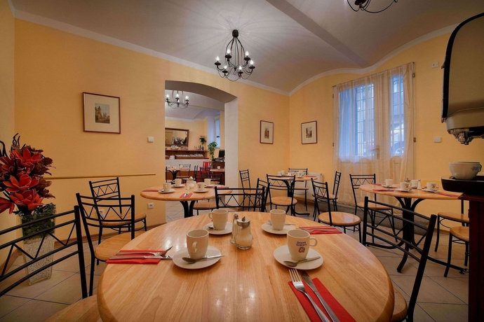 Hotel SuiteHome