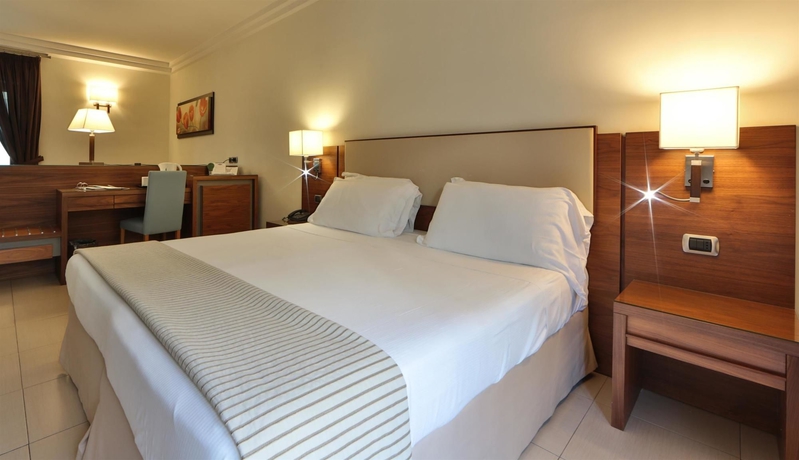 Hotel Suites Residence