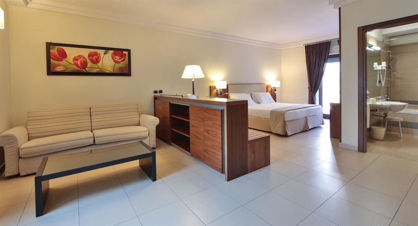 Hotel Suites Residence