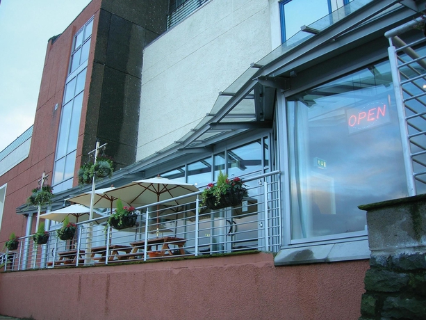 Hotel Summerhill And Suites