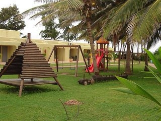 Hotel Sunbeach And Resort