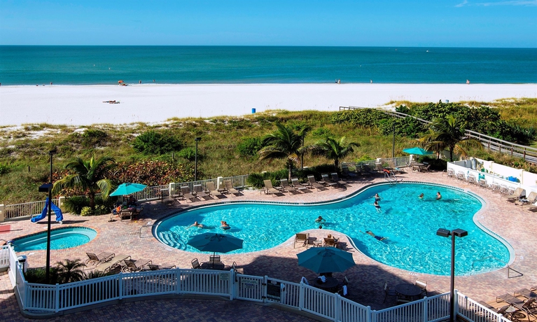 Hotel Sunset Vistas Beachfront Suites