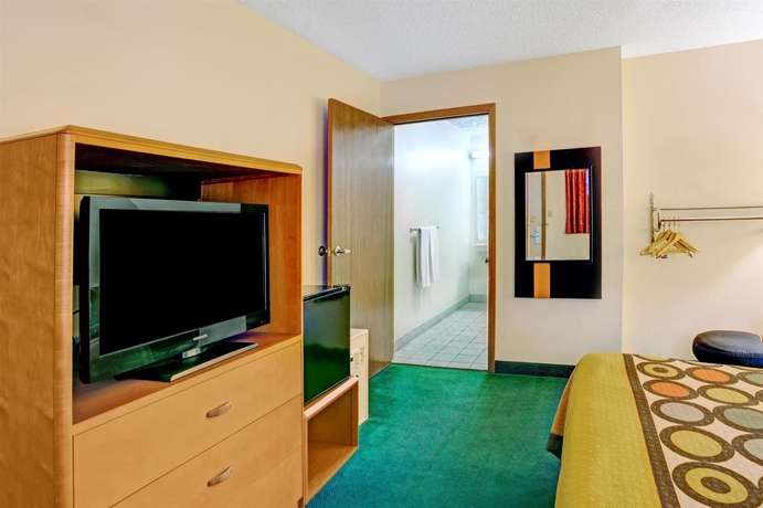 Hotel Super 8 Motel Westlake