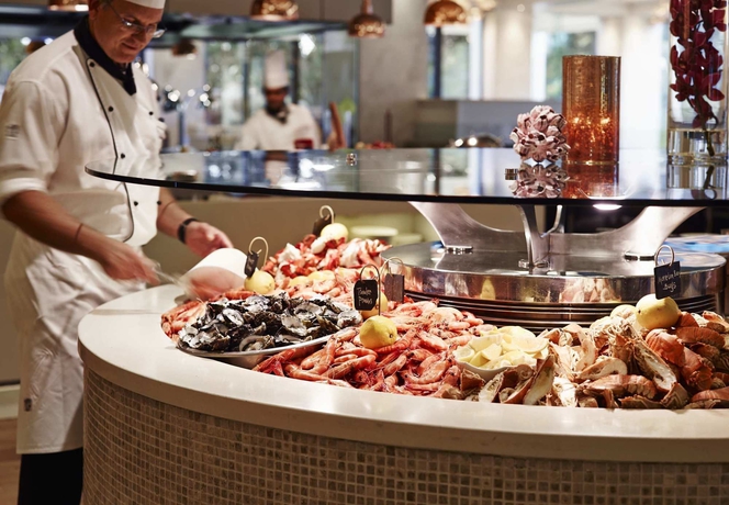 Hotel Surfers Paradise Marriott Resort