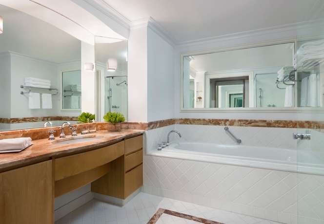 Hotel Surfers Paradise Marriott Resort