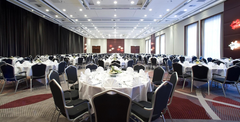Hotel Swissôtel Düsseldorf / Neuss