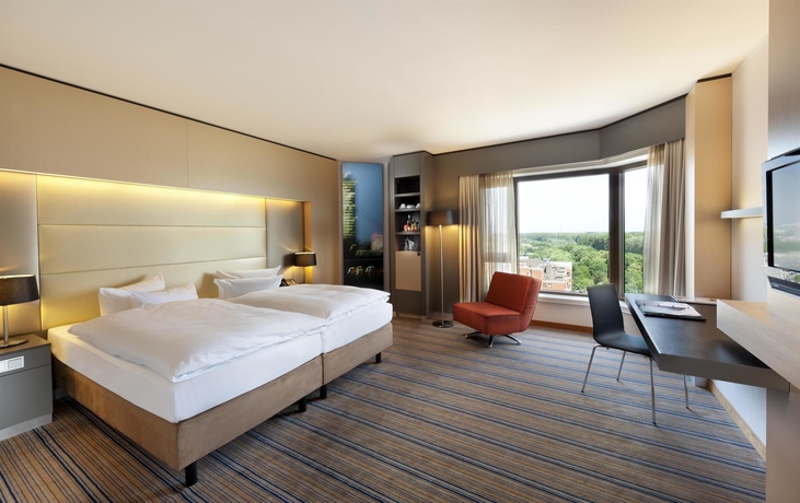 Hotel Swissôtel Düsseldorf / Neuss