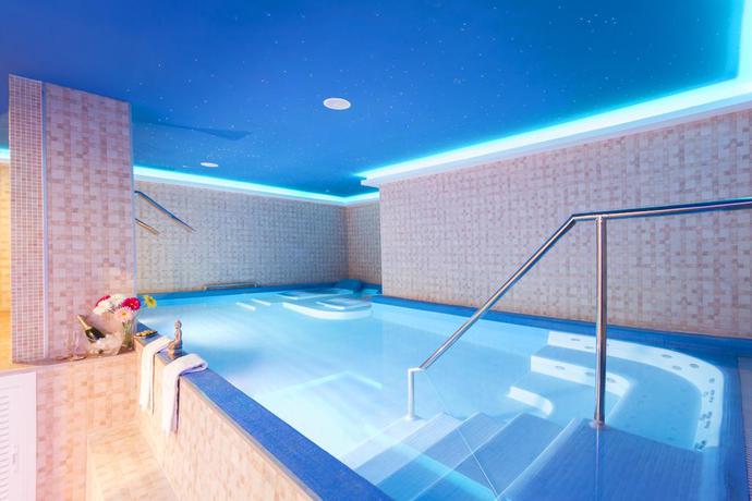 Hotel TAJO