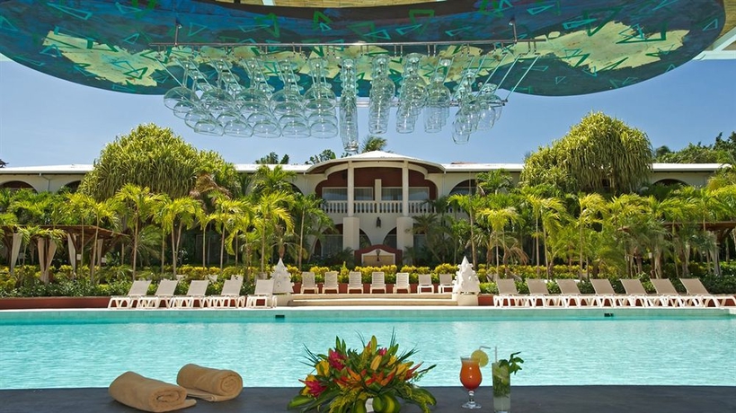 Hotel Tamarindo Diria