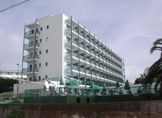 Hotel Temi