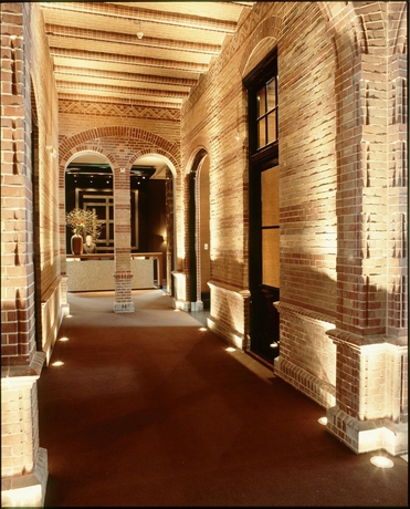 Hotel The College