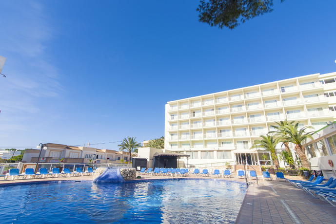 Hotel The Coral Beach