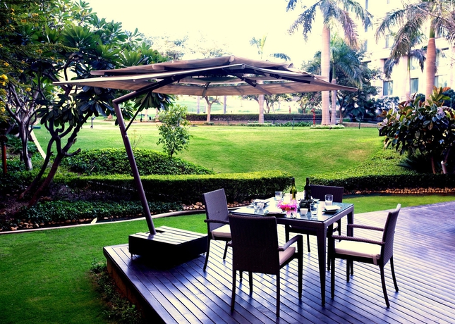 Hotel The Grand New Delhi