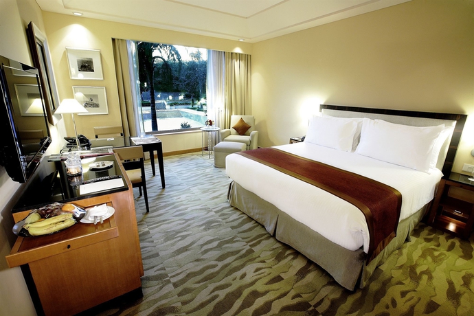 Hotel The Grand New Delhi