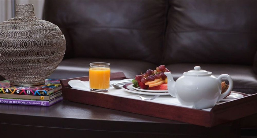 Hotel The Islander Guestrooms & Suites