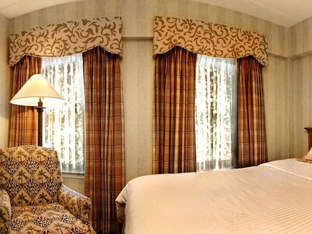 Hotel The Latham