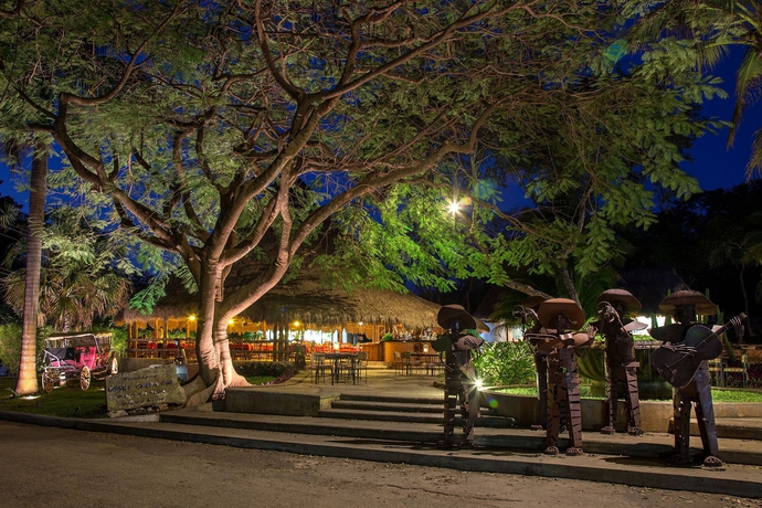 Hotel The Lodge at Uxmal