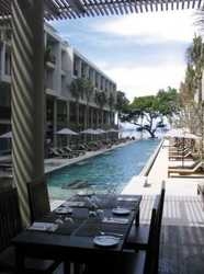 Hotel The Oasis Beach Resort & Spa