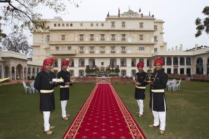 Hotel The Raj Palace