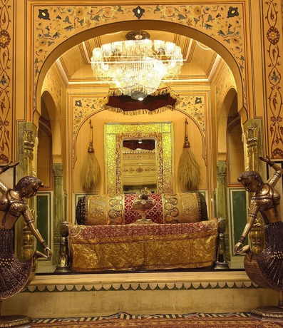 Hotel The Raj Palace