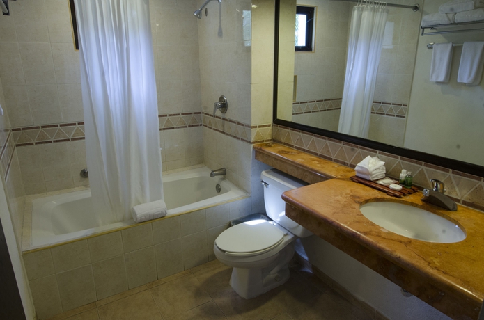 Hotel The Reef Playacar