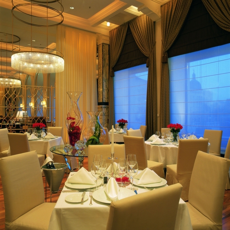 Hotel The Regent Esplanade