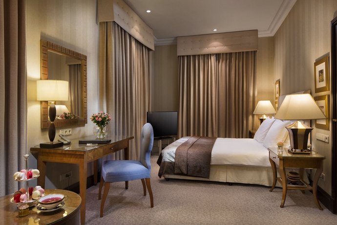 Hotel The Regent Esplanade