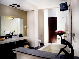 Hotel The Replica Suite