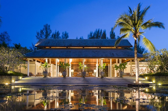 Hotel The Sarojin