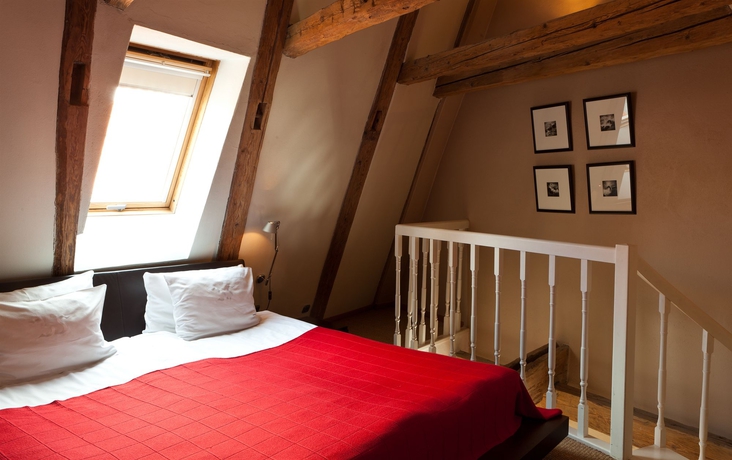 Hotel Three Sisters