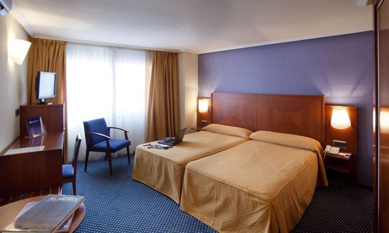 Hotel Torreluz Ii
