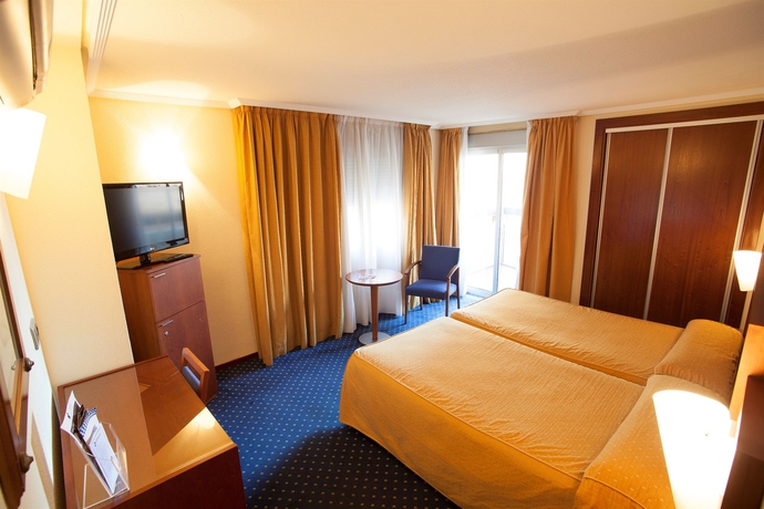 Hotel Torreluz Ii